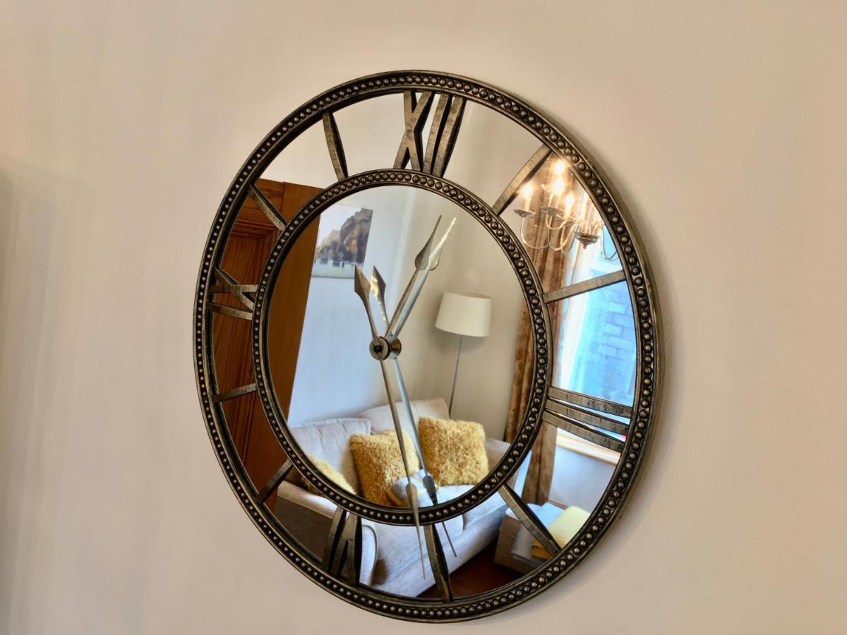 Cosy 2 Bedroom Central Apartment - Free Parking, Free WiFi Aberdeen Buitenkant foto
